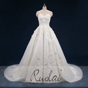 Ruolai QW01398 luxe sur mesure 3D fleurs cristal et perles dentelle robes de mariée chérie dentelle robe de bal robes de mariée - Product Image 2