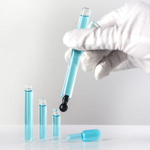 Kompakt Mini 0.5ml 1ml 2ml 3ml 5ml cam parfüm tüpleri parfüm flakon ile şık siyah top kapaklar test - Product Image 3