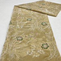 Base en velours à motifs composés + tube à perles + broderie de paillettes. Tissu brodé de perles pour vestes, gilets et manteaux