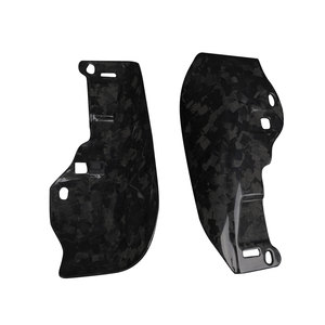 Protector Térmico de Motor Izquierdo en Fibra de Carbono Forjada Brillante Negra 2024-2025 para Street Glide Road Glide <span class=keywords><strong>CVO</strong></span> por USOHAWLK con 1 Año de Garantía - Product Image 6