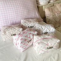 Pochette de maquillage matelassée florale personnalisée pour voyage, sac cosmétique promotionnel en coton pour filles et femmes, vente en gros