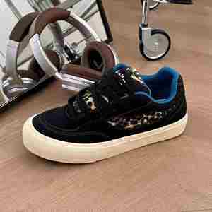 Chaussures tendance pour hommes à imprimé léopard et semelle épaisse, nouvelle collection automne-hiver 2026, légères, respirantes, polyvalentes, baskets décontractées - Product Image 2