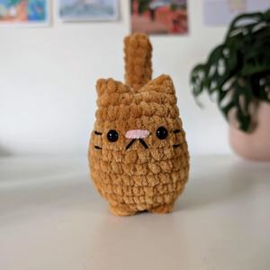 2025 nuevo diseño niños animales regalos Mini mano ganchillo gato juguetes 100% algodón hecho a mano suave y cómodo alto Amigurumi <span class=keywords><strong>Kitty</strong></span> - Product Image 4