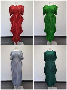 <span class=keywords><strong>Abiti</strong></span> <span class=keywords><strong>moda</strong></span> donna <span class=keywords><strong>oversize</strong></span> popolari europei e americani con Design plissettato irregolare e abito plissettato alla <span class=keywords><strong>moda</strong></span> - Product Image 5