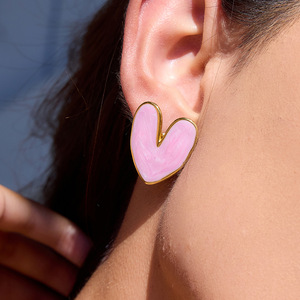 Boucles d'oreilles en forme de fleur, plaquées or 18 carats, en acier inoxydable, pour cadeau, bijoux, accessoires de mode pour femmes - Product Image 4
