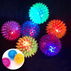 Fabrika toptan Pet oyuncak toplar Bells köpek gıcırtılı lateks oyuncaklar paketi ile oymak - Product Image 6