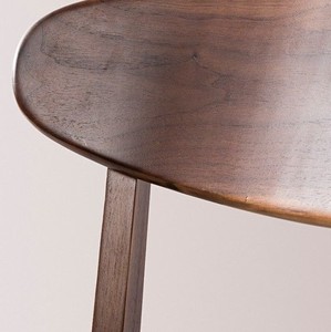 <span class=keywords><strong>Chaise</strong></span> <span class=keywords><strong>de</strong></span> salle à manger en noyer massif à prix avantageux avec <span class=keywords><strong>assise</strong></span> en tissu vert sauge - Product Image 2