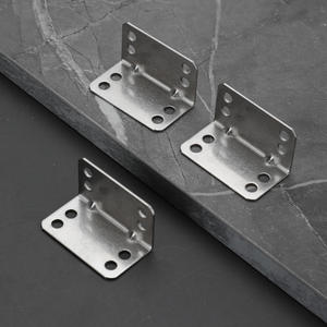Soporte <span class=keywords><strong>de</strong></span> ángulo <span class=keywords><strong>de</strong></span> acero inoxidable <span class=keywords><strong>de</strong></span> 90 grados en forma <span class=keywords><strong>de</strong></span> L engrosada, fijador <span class=keywords><strong>de</strong></span> 8 orificios para estante <span class=keywords><strong>de</strong></span> silla <span class=keywords><strong>de</strong></span> mesa, soporte <span class=keywords><strong>de</strong></span> hierro triangular <span class=keywords><strong>de</strong></span> Metal - Product Image 2