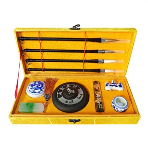 Ensemble de calligraphie chinoise pour débutants - 4 stylos de calligraphie et kit d'encre dans une élégante boîte en soie pour l'art Sumi-e - Product Image 5