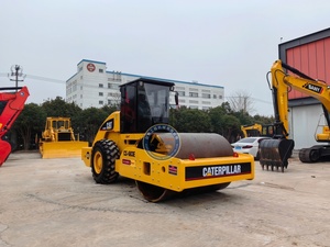Compacteur routier Caterpillar d'occasion de haute qualité du Japon, 90% neuf, modèle CS683E - Product Image 2