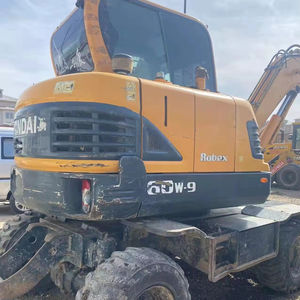 Pelle multifonction sur chenilles originale de la Corée Hyundai 60-9 Hyundai à haut rendement en bon état en vente - Product Image 1