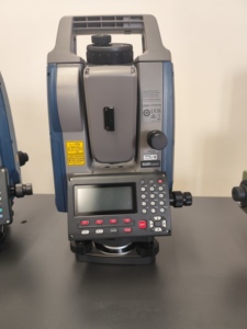 Máy toàn đạc Sokkia IM52 thương hiệu Nhật Bản, model tốt, mới nguyên hộp, độ chính xác góc 2'', dùng cho khảo sát đất đai - Product Image 5