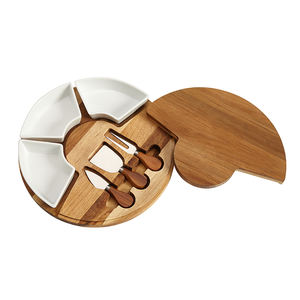 Tagliere di formaggio in legno di Acacia e coltello con strumenti di formaggio e 3 piatti - Product Image 2