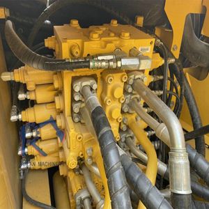 Moteur d'excavatrice sur chenilles mini Komatsu PC200/PC220-8/PC210-8 d'occasion importé du Japon - Product Image 5