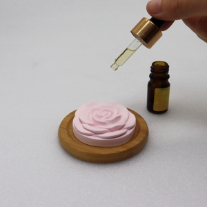 Özel etiket pembe gül çiçek alçı taş hava spreyi koku iç uzun ömürlü koku taş difüzör - Product Image 2