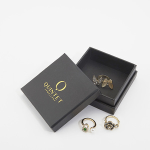 Mejor impresión personalizada pequeño negro Trinke antiguo pendiente brazalete joyero al por mayor joyero - Product Image 1