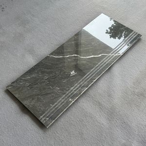 <span class=keywords><strong>Carrelage</strong></span> <span class=keywords><strong>de</strong></span> sol en porcelaine effet marbre noir brillant 470x1200mm pour escaliers et marches, design moderne <span class=keywords><strong>de</strong></span> luxe antidérapant pour intérieur <span class=keywords><strong>de</strong></span> villa - Product Image 4