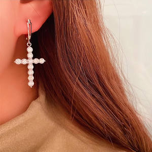 Pendientes colgantes de cruz de oro E3567 con circonita redonda engastada para mujer, joyería religiosa de moda. - Product Image 5