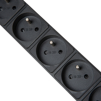 PDU rack standard français 8 voies avec disjoncteur double, cordon d'alimentation de 2 m, unité de distribution d'alimentation pour serveur