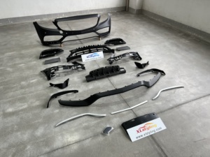 XLstyling accessori auto kit carrozzeria conversione paraurti anteriore per <span class=keywords><strong>Mercedes</strong></span> BENZ <span class=keywords><strong>classe</strong></span> <span class=keywords><strong>C</strong></span> W205 a C63 2019 - Product Image 2
