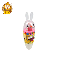 Venta caliente juguetes con forma de conejo con sabor a fruta pezón caramelo duro piruleta y polvo agrio caja de dulces embalaje