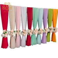 Fournitures de mariage rideaux tombants décoratifs en gaze douce multicolore en option pour la décoration de plafond de mariage