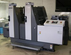 Shino hara <span class=keywords><strong>Komori</strong></span> <span class=keywords><strong>Sprint</strong></span> Speed Master SM GTO Offsetdrucker Geschwindigkeit Master SM GTO Etikett & Papier druckmaschine Gebraucht zustand - Product Image 6