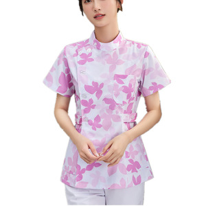 Stock prêt à être expédié, uniformes de personnel de nettoyage ménager, infirmière d'hôpital, personnel de soins post-partum, uniformes à manches courtes, imprimés, blouses - Product Image 1