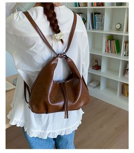 Bolso de Mano de PU para Mujer con Correa de Hombro Ajustable, Bolso Tote de Cuero de Gran Capacidad - Product Image 3