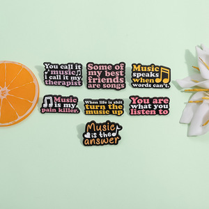 Broches en émail « La santé mentale compte » – Badges de revers sur le thème de l'anxiété sociale, broches amusantes avec proverbes – Vente en gros, idéal pour un cadeau - Product Image 6
