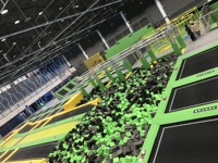 Parc d'aventure intérieur : Parcours de cordes hautes, murs d'escalade, toboggan en spirale en acier inoxydable pour adolescents, FEC Mall