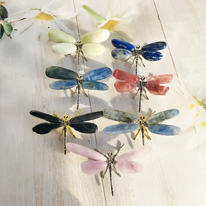 Dropshipping Giá mini <span class=keywords><strong>Dragonfly</strong></span> Rose quarta thạch anh tím <span class=keywords><strong>handmade</strong></span> tinh thần chữa bệnh tinh thể khắc thủ công mỹ nghệ cho món quà - Product Image 3