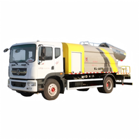 Camion pulvérisateur multifonctionnel Dongfeng 4X2 11m3 50m avec canon à brouillard à bras articulé et pompe haute pression