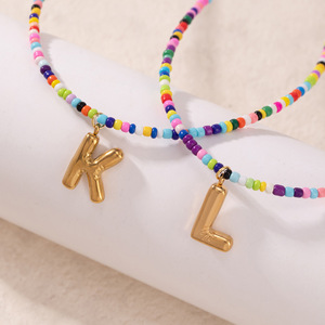 Collar con Letras <span class=keywords><strong>de</strong></span> Burbuja con Cuentas Coloridas, Colgante <span class=keywords><strong>de</strong></span> Acero Inoxidable con Iniciales, 26 Letras, Joyería Boho <span class=keywords><strong>de</strong></span> Playa para el Verano, para Mujer - Product Image 4