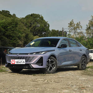 Nuevo Auto Changan Eado Modelo 2026, Cuarta Generación, 1.5T, 500 Bar, 5 Plazas, Gasolina, Familiar, Frenos de Disco Delanteros y Traseros - Product Image 1