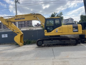 Excavadora de cadenas usada Komatsu PC220 de 20 toneladas con motor Cummins, excavadora hidráulica sobre orugas para movimiento de tierras en construcción - Product Image 5
