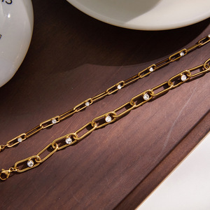 Bracelet en acier inoxydable doré avec zircon, design géométrique, serti clos, bijoux pour femme, cadeau, bracelet à maillons tendance - Product Image 4