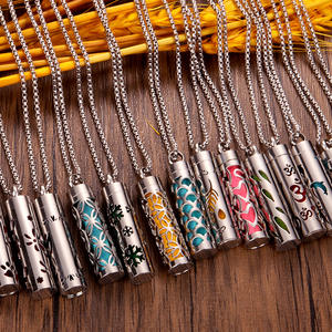 Moda paslanmaz çelik madalyon kolye uzun zincir çiçek kalp pençe desen uçucu yağ kolye takı difüzör kolye - Product Image 1