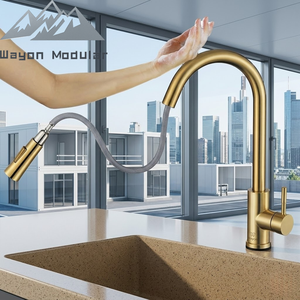 Robinet de cuisine moderne haut de gamme avec capteur tactile doré, extractible, pour villas modulaires de luxe - Product Image 1