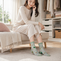 Alxad 5 paires de chaussettes courtes en coton pour femmes, motif floral vintage brodé, colorées, amusantes, respirantes, multicolores