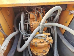 Excavadora Usada Original Hyundai225LC-7 Importada de Corea con Buen Rendimiento en Venta - Product Image 4