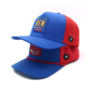 Casquette de sport en polyester 5 panneaux personnalisée de qualité supérieure avec logo en caoutchouc PVC pour activités de plein air respirantes et imperméables - Product Image 1