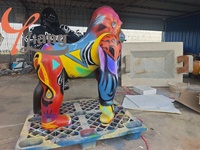 Statue de gorille personnalisée de haute qualité de style moderne en résine pour l'extérieur artisanat sculpture animale graffiti personnalisable