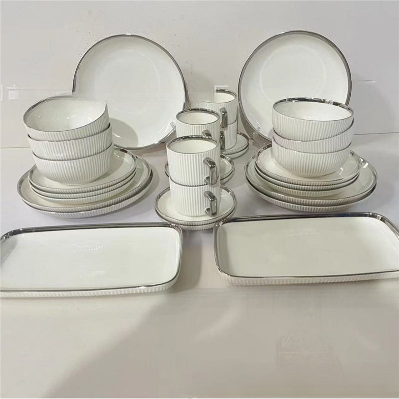 32 cabezas, raya vertical plateada.