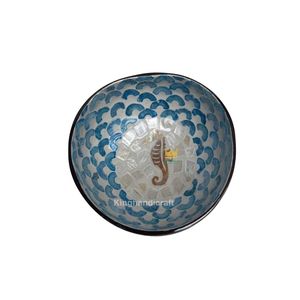 Cuenco de coco hecho a mano de Vietnam con incrustaciones de nácar, cuenco de concha natural, pieza ecológica para servir o exhibir - Product Image 3