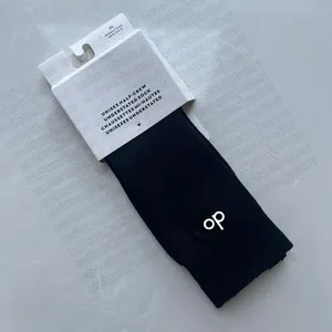 Chaussettes de sport décontractées unisexe pour l'automne, motif lettres, en tissu doux et respirant, pour yoga, modèle designer, vente en gros - Product Image 4
