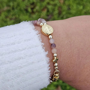 Pulsera de Rosario Completa con Medalla de San Benito y Cierre Magnético de Piedra Violeta Religiosa, para Regalo de Primera Comunión - Product Image 5