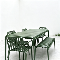 Ensemble de salle à manger en métal jaune vif pour l'extérieur, table et chaises en aluminium avec accoudoirs pour jardin, terrasse et café