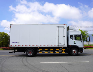 Camion frigorifique automatique DongFeng 4*2 6,8 m avec régulateur de température pour la logistique de la chaîne du froid - Product Image 5