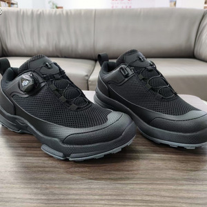 Chaussures de randonnée automatiques pour hommes Lan Yining, noires, à talon bas, avec empeigne en mesh, pour usage décontracté en extérieur - Product Image 4